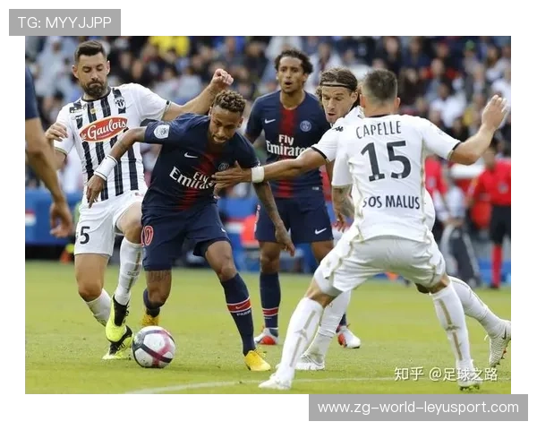 内马尔潇洒踩单车后破防