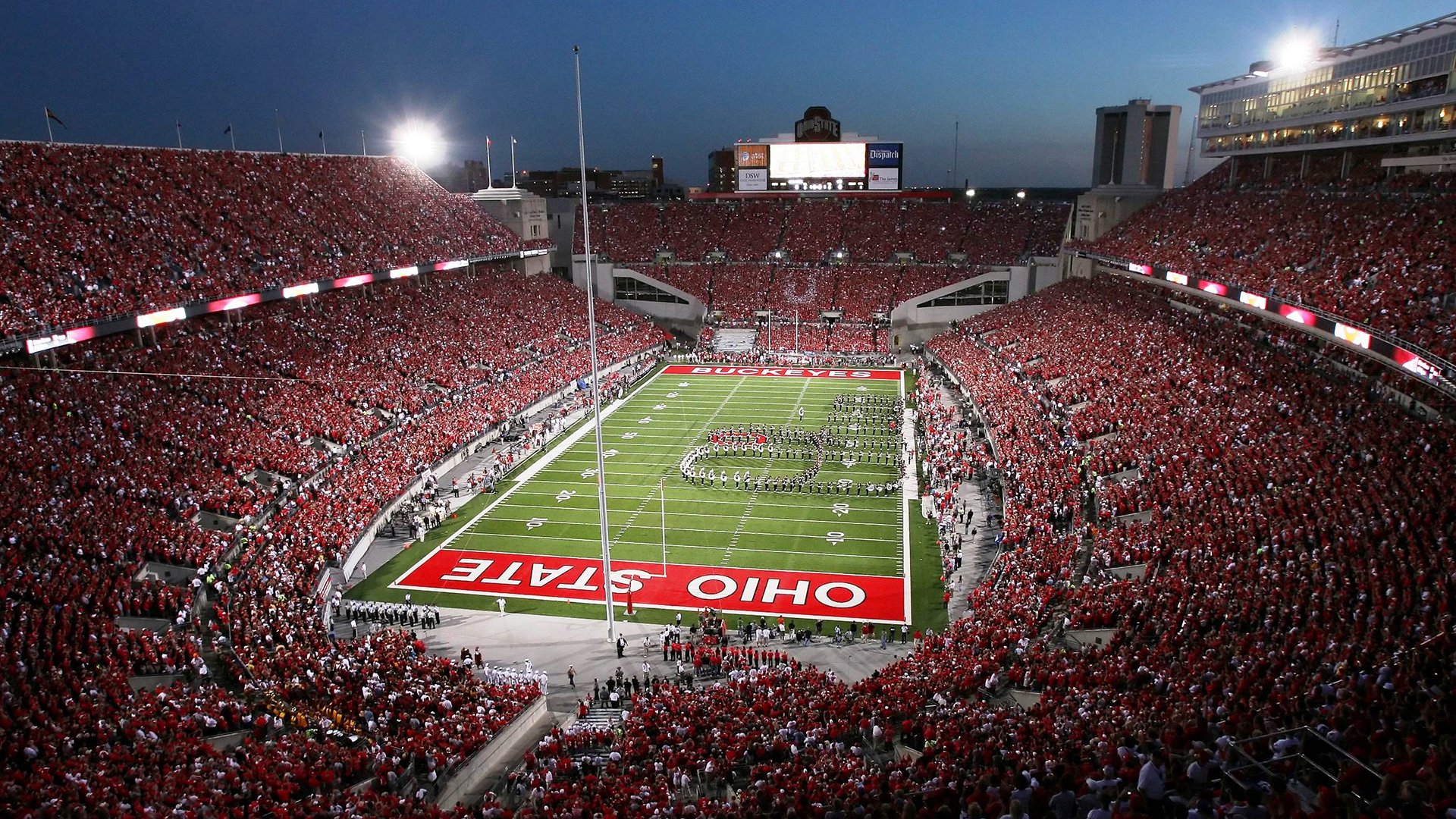 乐鱼体育平台官网-短道速滑锦标赛展现高水平对抗，短道速滑2022